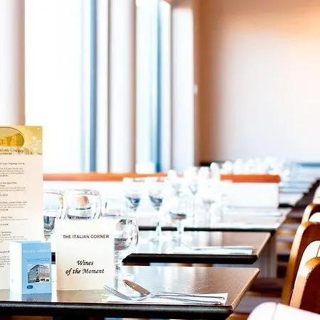 Eliza Temple Bar By The Key Collection Hotel Dublin