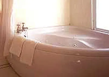 فندق إليزا لودج 3*